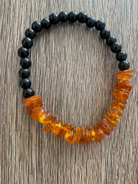 ADULT SHUNGITE BRACELET WITH NATURAL AMBER STONES AND 6MM BEADS, ELASTICIZED, FOR EMF PROTECTION