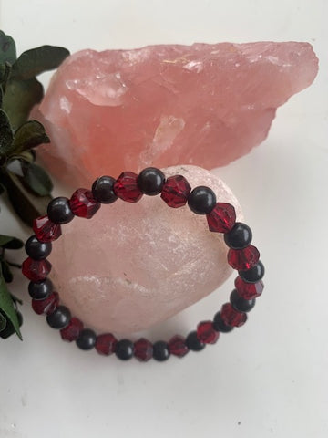 SHUNGITE BRACELET WITH RED CRYSTAL & ELASTICIZED, FOR EMF PROTECTION