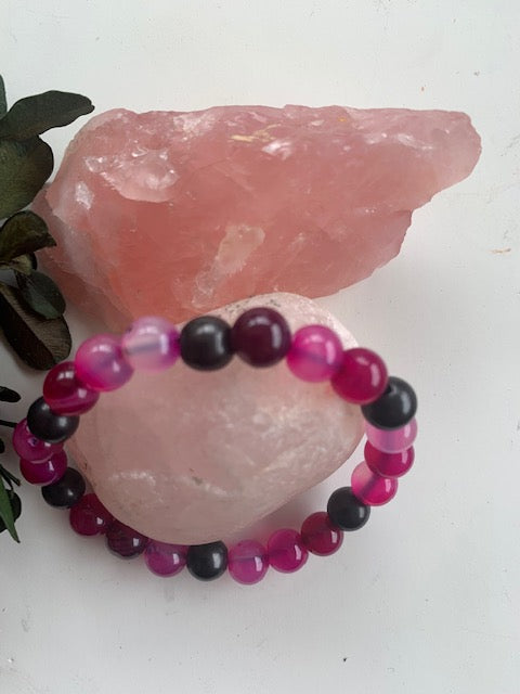 SHUNGITE BRACELET WITH NATURAL PINK AGATE BEADS & ELASTICIZED, FOR EMF PROTECTION